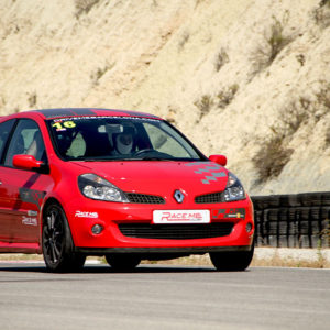 Conducir Clio Sport en circuito Circuito experiencia de conducción con Renault Clio Sport